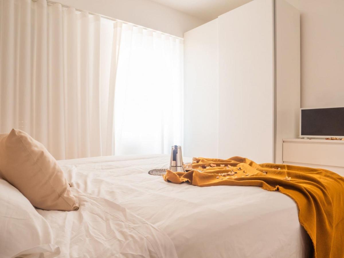 מילאנו The Best Rent - Modern Apartment Near Corso Buenos Aires מראה חיצוני תמונה