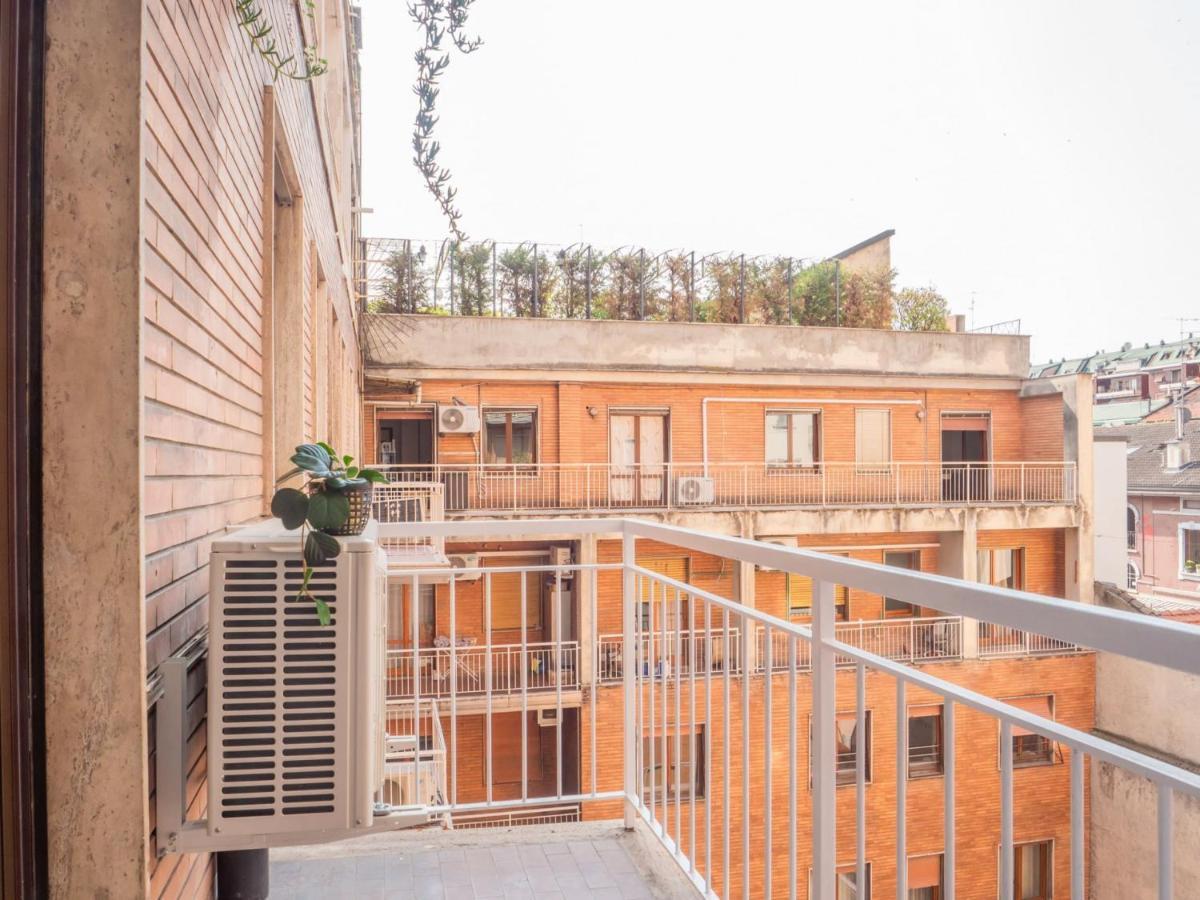 מילאנו The Best Rent - Modern Apartment Near Corso Buenos Aires מראה חיצוני תמונה